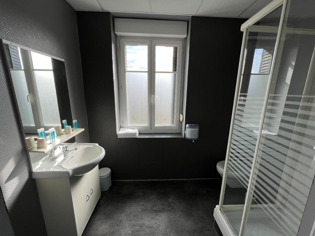 Le Conde Hotel Montdidier  Exterior photo